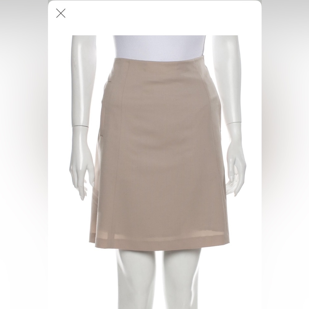 Theory tan lightweight wool skirt A-line size 6**TWO DAY price Drop**